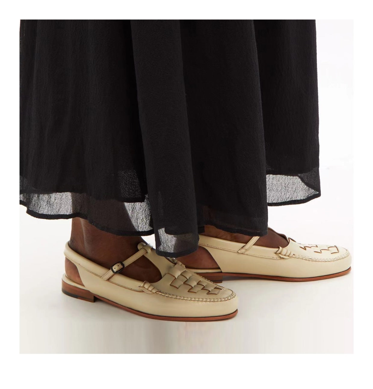 Eliara™ | Woven Charm Sandals